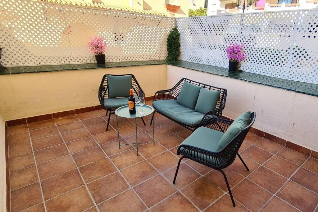 Estepona Port Beachside Apartment - Marina Bay Luaran gambar