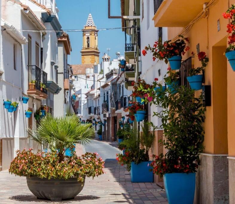 Estepona Port Beachside Apartment - Marina Bay Luaran gambar