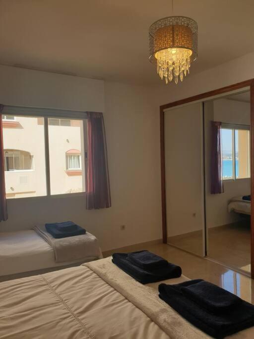 Estepona Port Beachside Apartment - Marina Bay Luaran gambar