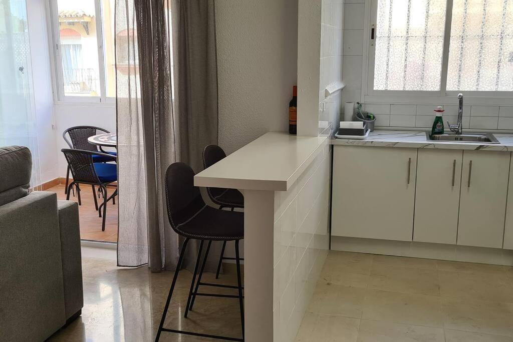Estepona Port Beachside Apartment - Marina Bay Luaran gambar