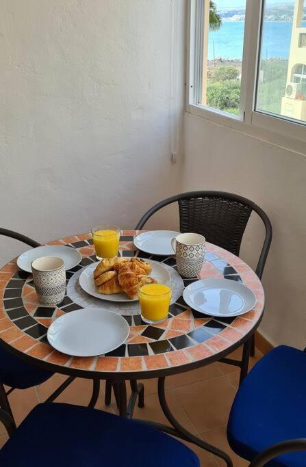 Estepona Port Beachside Apartment - Marina Bay Luaran gambar